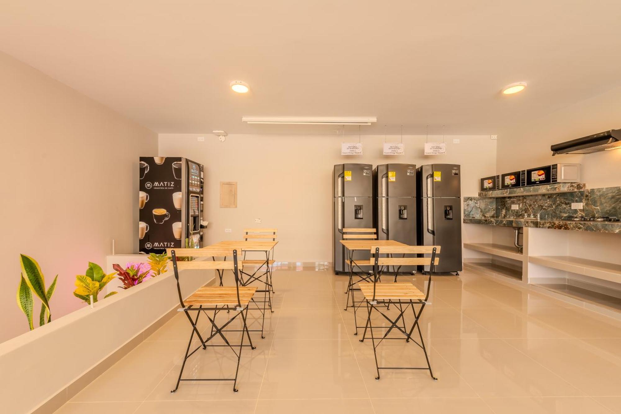 Hostel Dorado Plaza Getsemani Cartagena